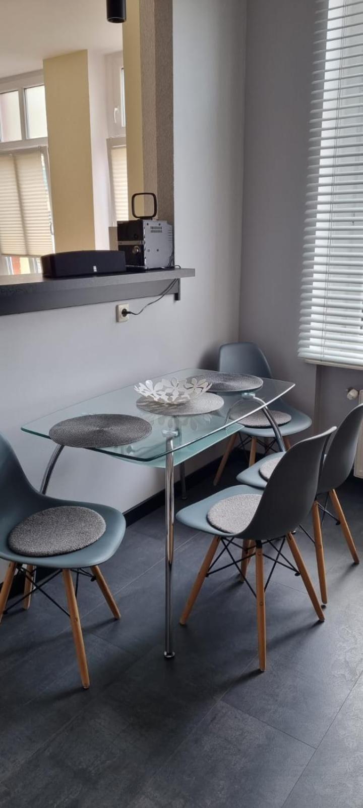 Apartamenty Lazurowy I Sloneczny Z Darmowym Parkingiem Strzezonym Еленя-Гура Номер фото