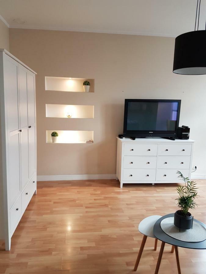 Apartamenty Lazurowy I Sloneczny Z Darmowym Parkingiem Strzezonym Еленя-Гура Экстерьер фото