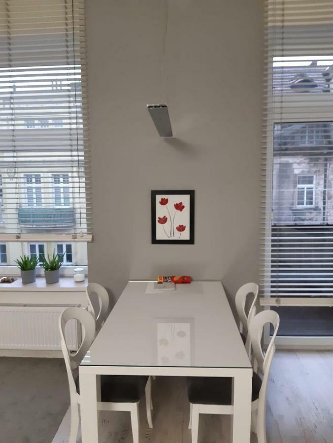 Apartamenty Lazurowy I Sloneczny Z Darmowym Parkingiem Strzezonym Еленя-Гура Экстерьер фото